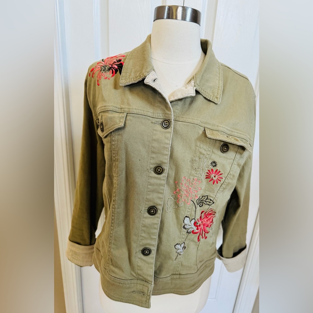 TEHAMA Olive Jean Jacket with Floral Embroidery